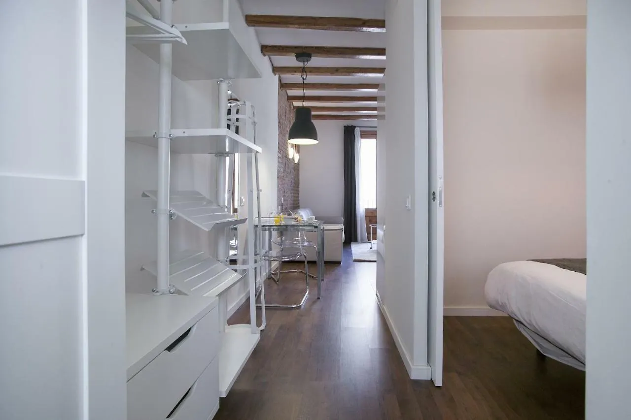 Tendency Apartments - Sagrada Familia Barcelona